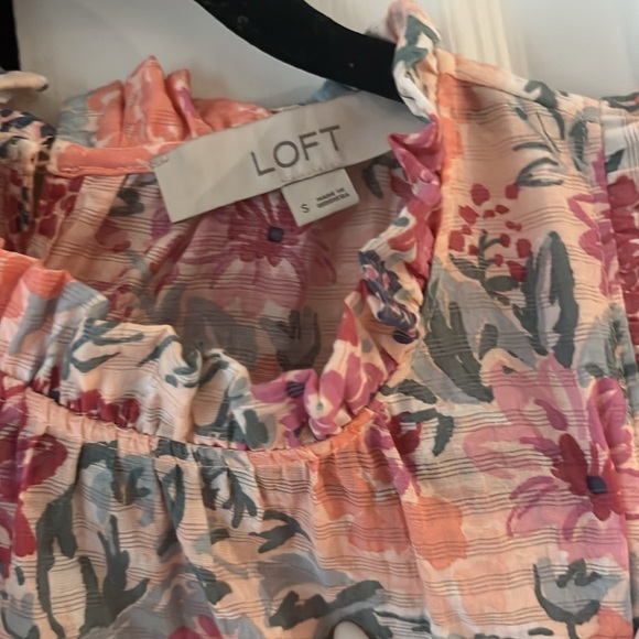 Loft Small Floral Sleeveless Blouse - Picture 2 of 3